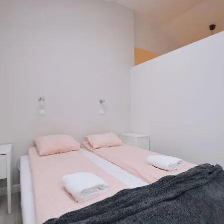 Апартаменты Comfortable Victus Near The Railway Station By Renters Сопот